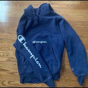 size M, can fit S-L. Navy Champion sweatshirt